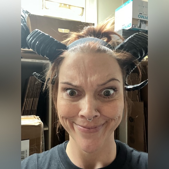 Meet your Posher, Krystal - Picture 2 of 4